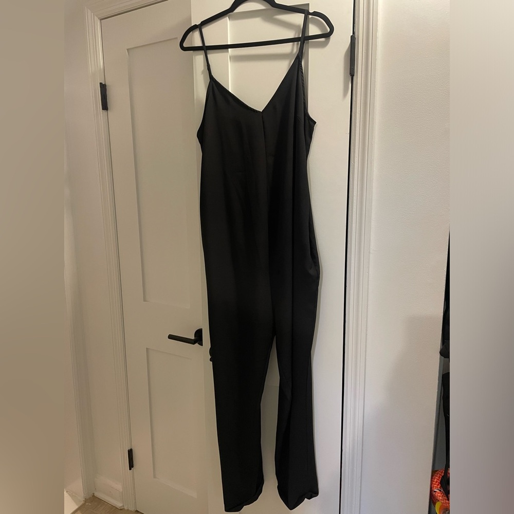 Hatch Size 2 Jumpsuit. Layer it for fall. Super comfy! Excellent condition.